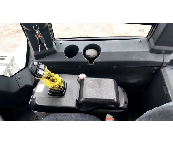 Изображение Фронтальный погрузчик LiuGong CLG 877H