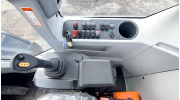 Изображение мини 11 Фронтальный погрузчик LiuGong CLG 848T 